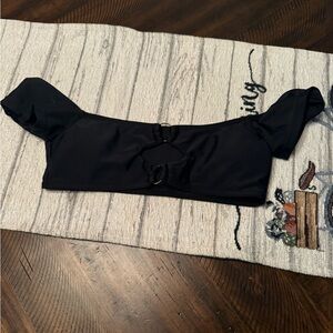 Black short sleeve bikini top